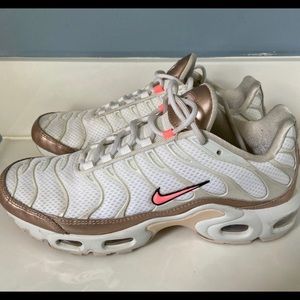 nike air max plus 'light orewood